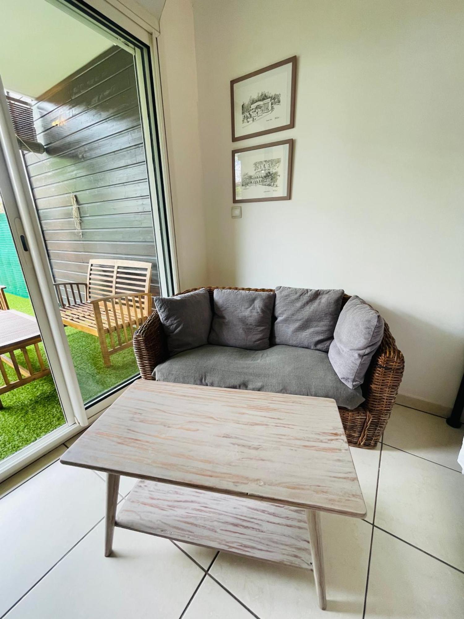 Prana Lodge Saint Gilles Les Bains 800 M De La Plage Εξωτερικό φωτογραφία