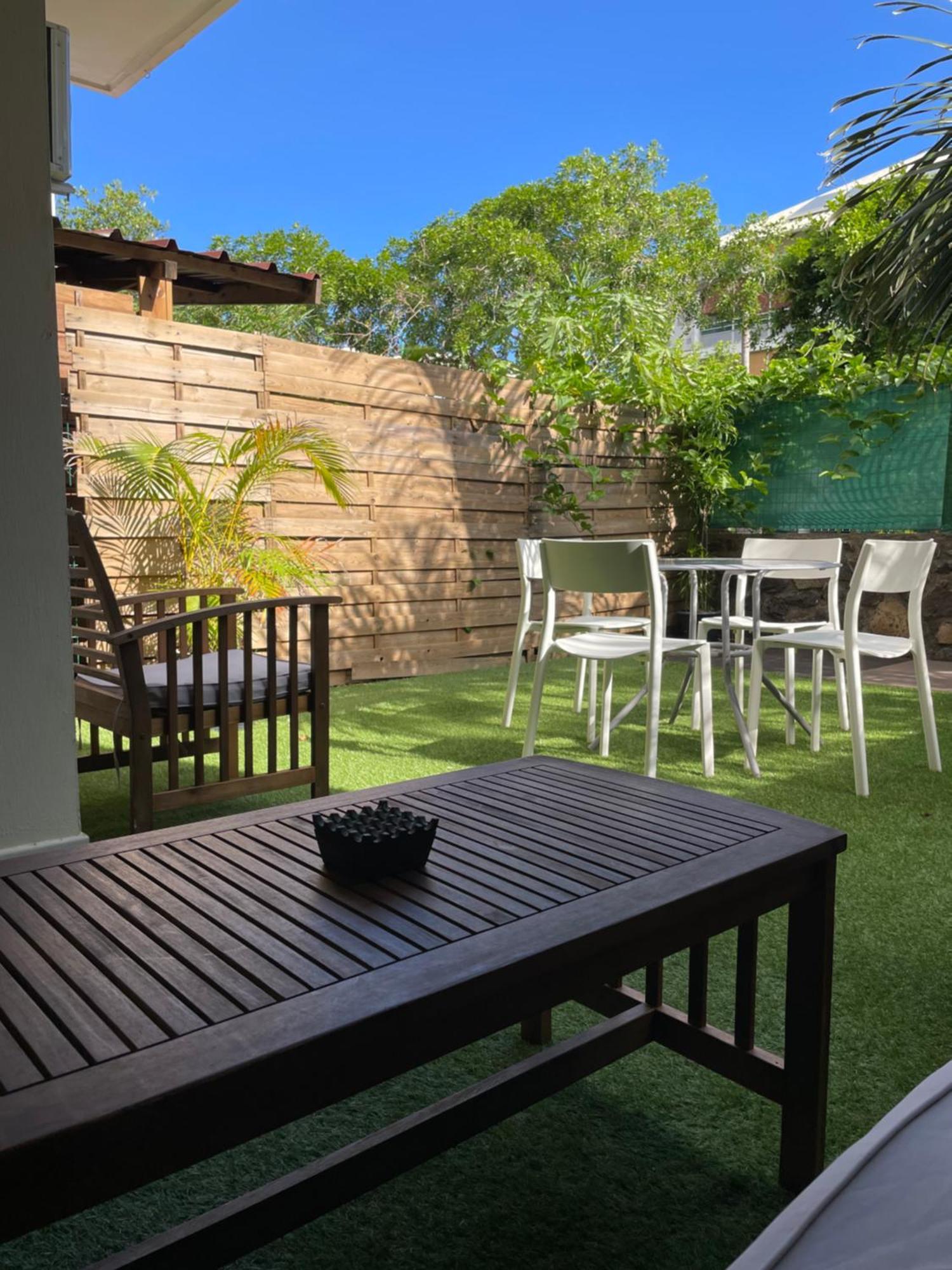 Prana Lodge Saint Gilles Les Bains 800 M De La Plage Εξωτερικό φωτογραφία
